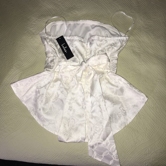 Satin Ruffled Tube Top - Picture 5 of 9